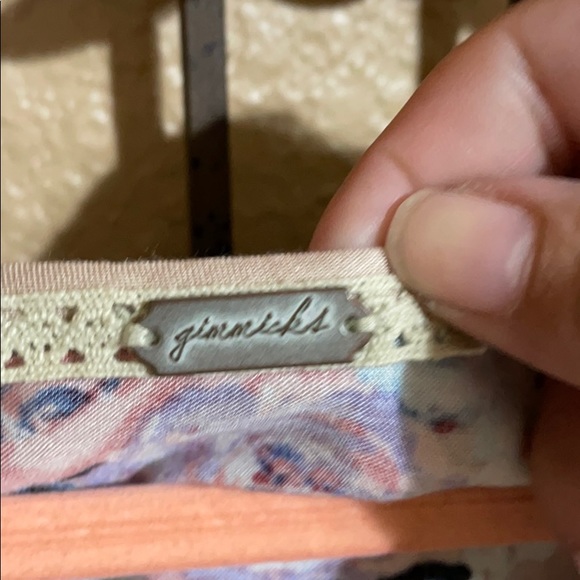 Buckle blouse - Picture 2 of 4